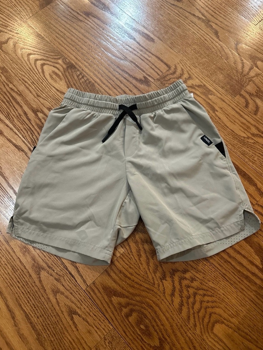 UNRL Stride Shorts Boys Medium